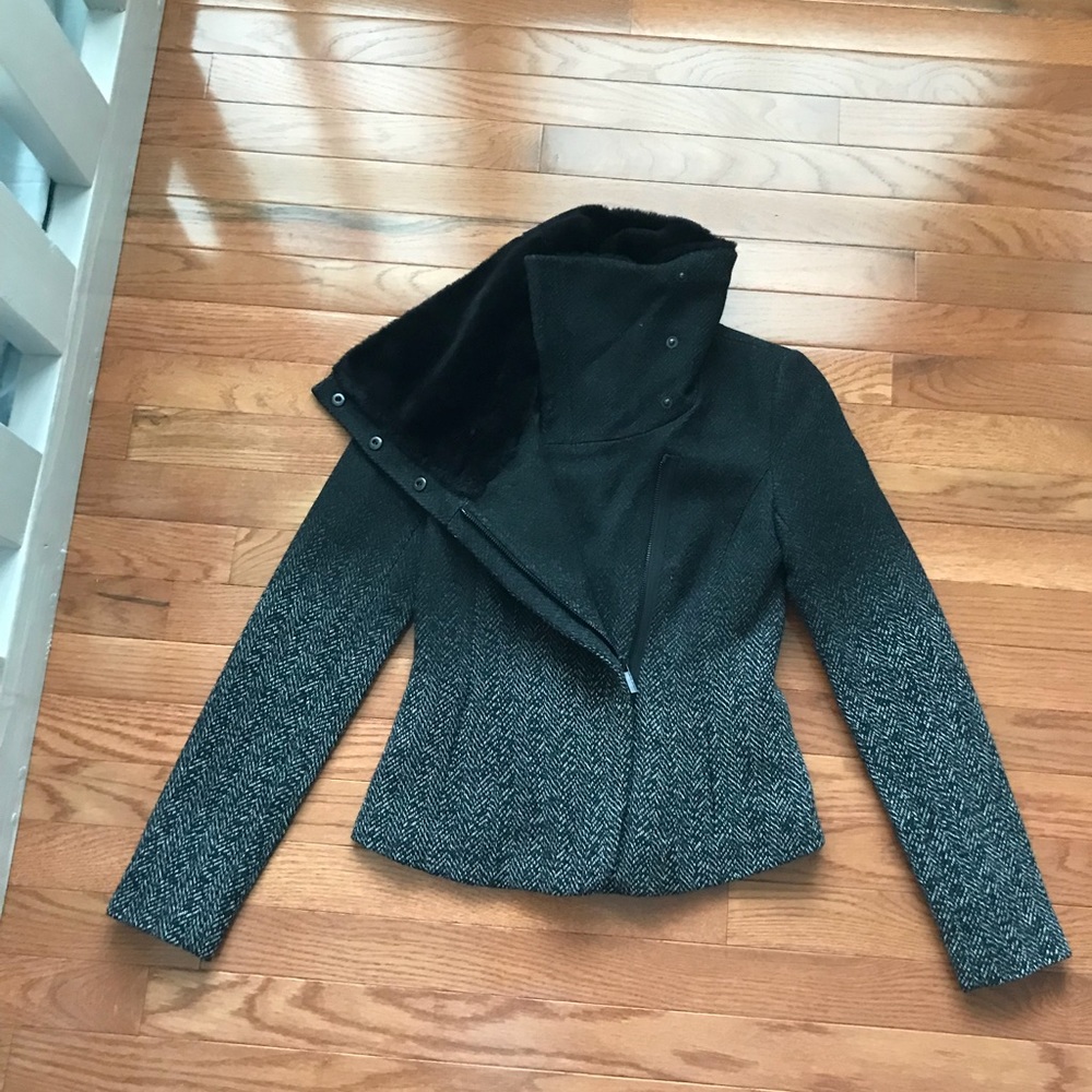 Armani Exchange XS Winter Jacket in Black - Picture 4 of 6